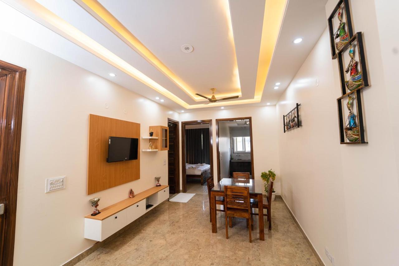 Lime Tree Two Bhk Service Apartment Golf Course Road Gurgáon Kültér fotó