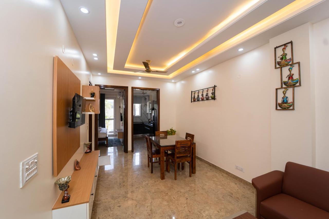 Lime Tree Two Bhk Service Apartment Golf Course Road Gurgáon Kültér fotó